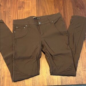 Prana Breanna Pant
